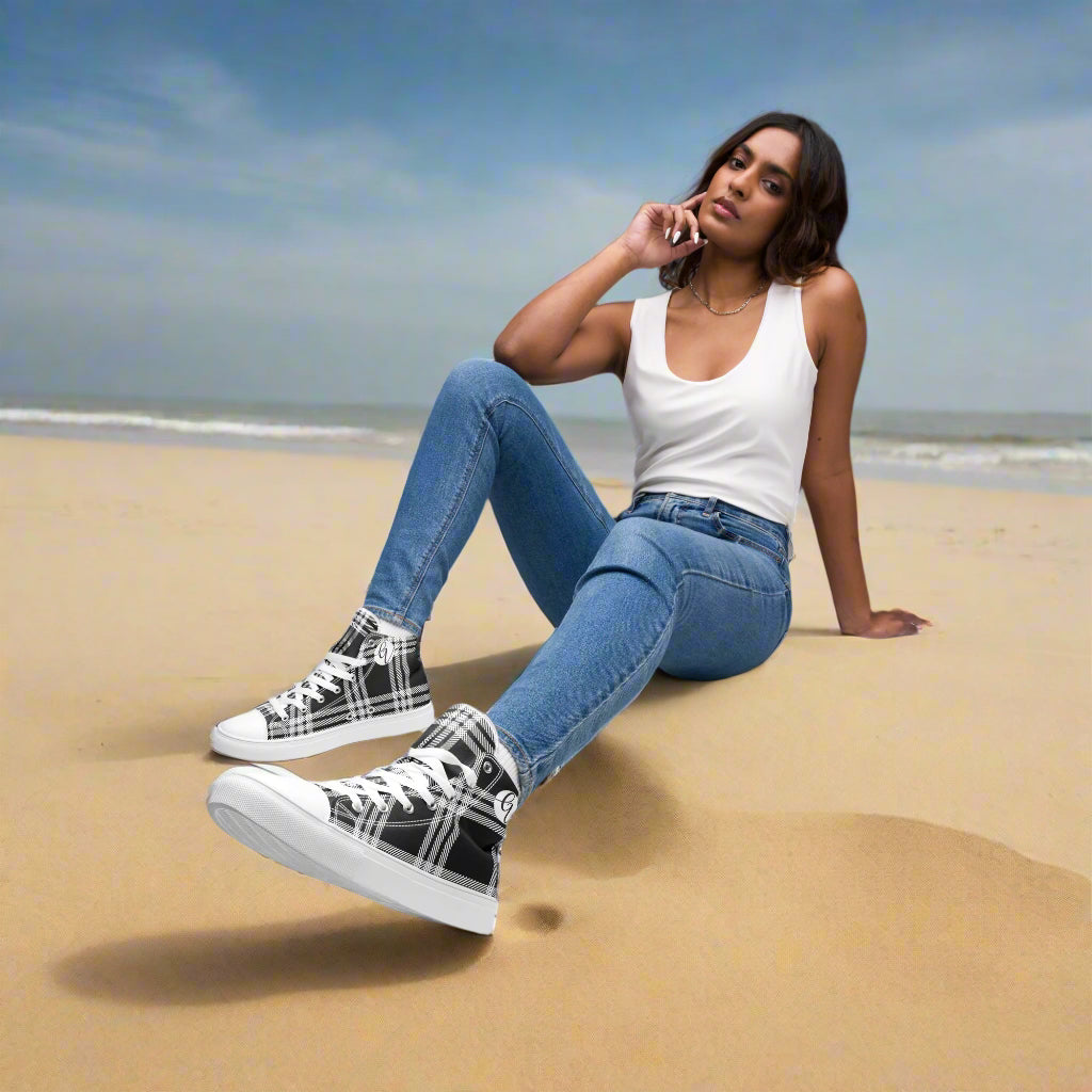 Black plaid high top canvas shoes