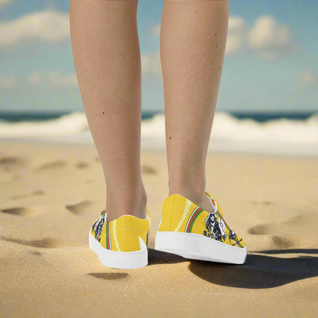 Yellow Skating Girl Lace-up Canvas Shoes