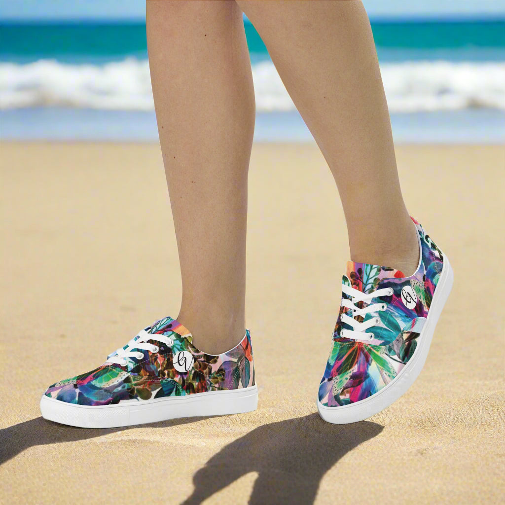 Multicolored Llace-up Canvas Shoes