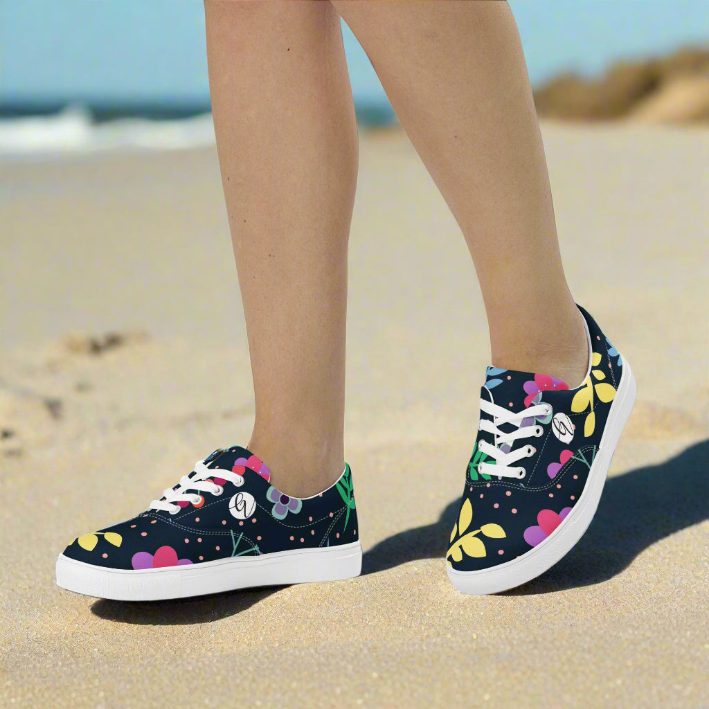 Colorful Ditsy Lace-up Canvas Shoes