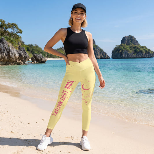 Your light Matters Vault Crossover leggings with pockets