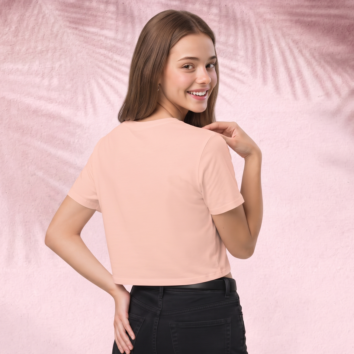 Hustle, bustle and muscle Crop Top