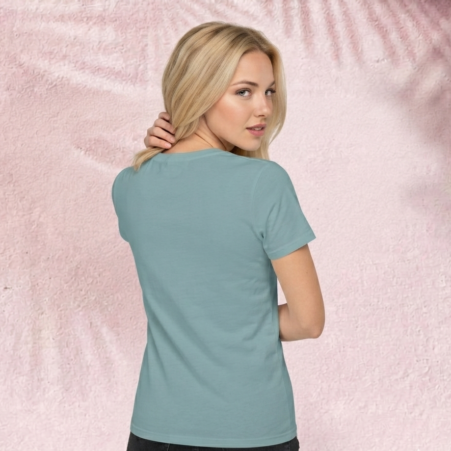 Become that women T-Shirt