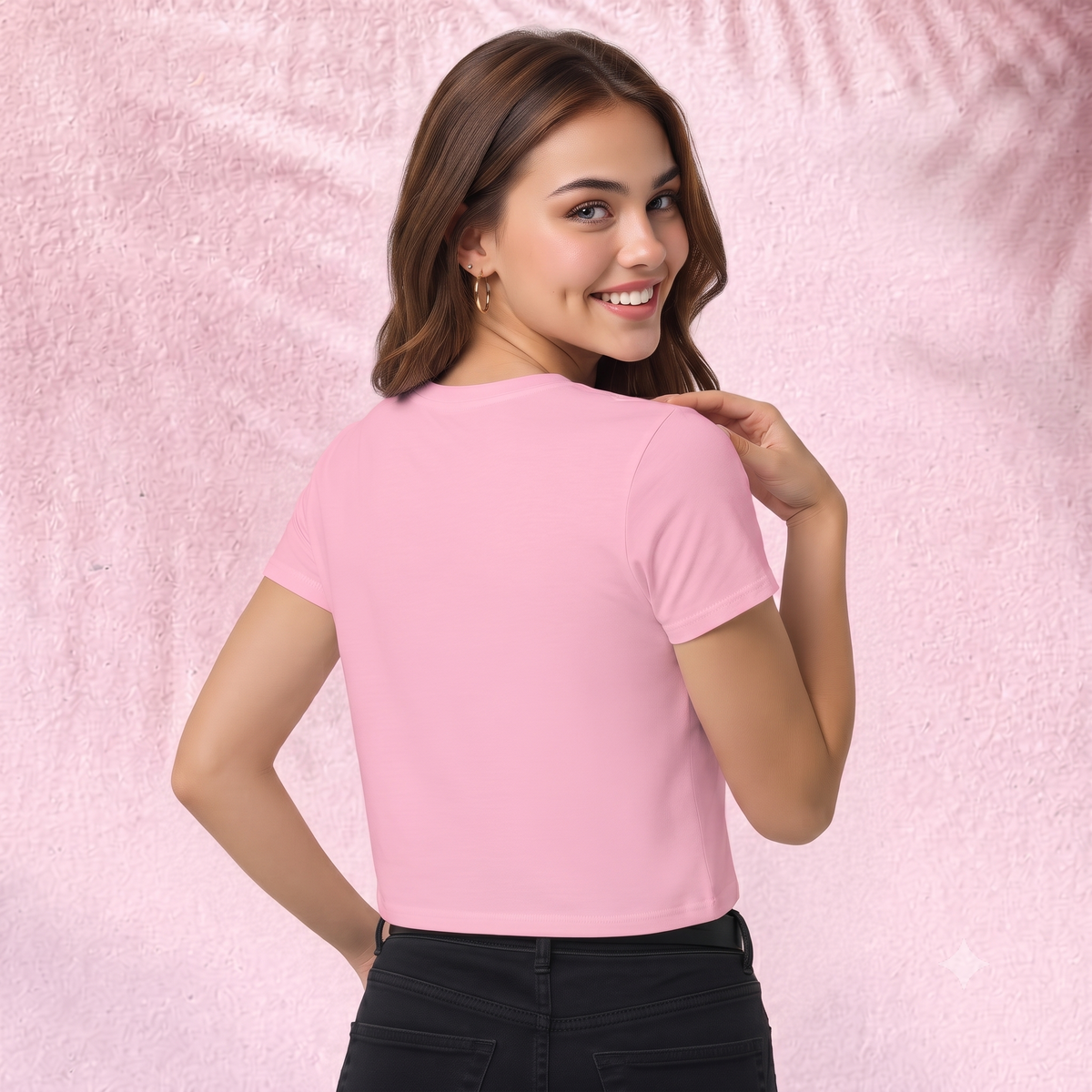 Fear does not decide Crop Top
