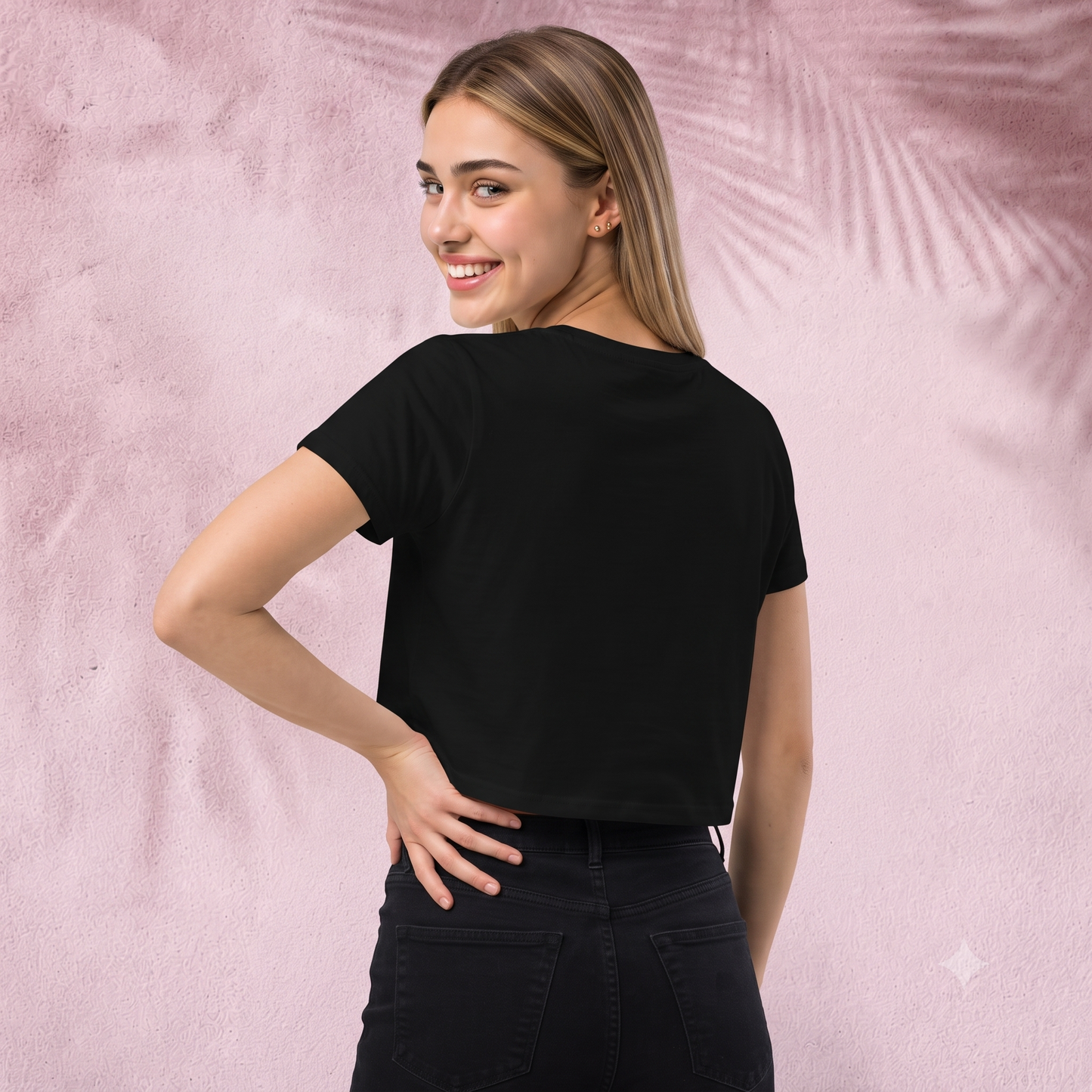 Smile Relaxed Crop Top