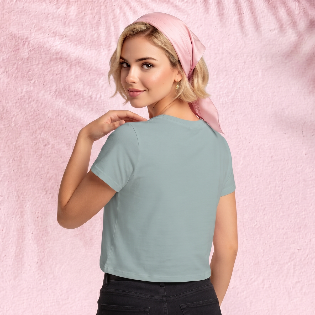 Make this the year of no fear Crop Top