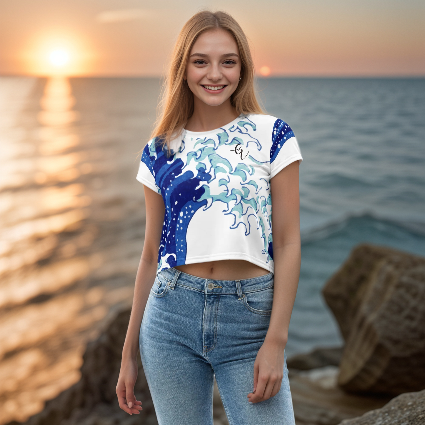 Wave Patterned Crop Tee