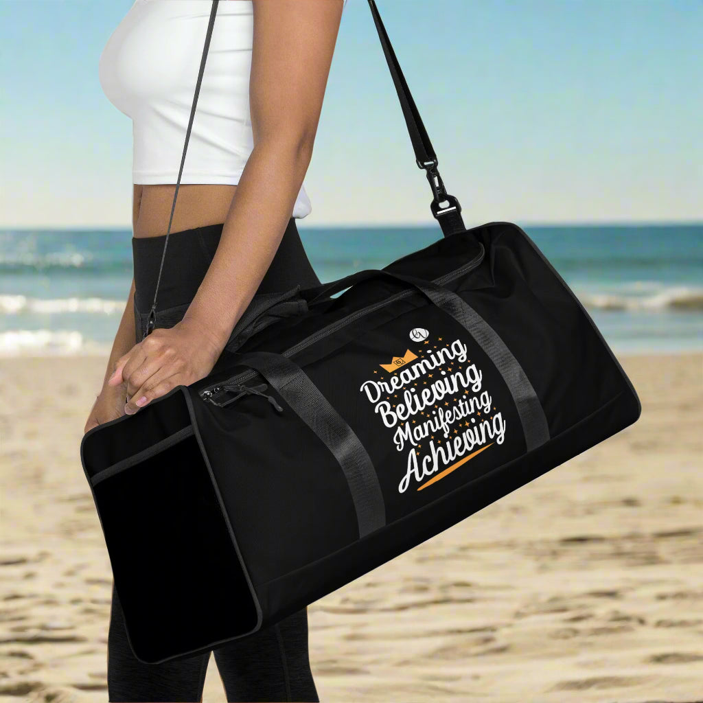 Dreaming Believing Pledge Duffle bag
