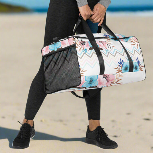 Multi Lines Duffle bag