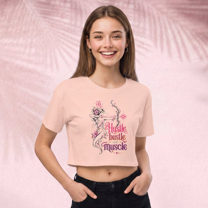 Hustle, bustle and muscle Crop Top