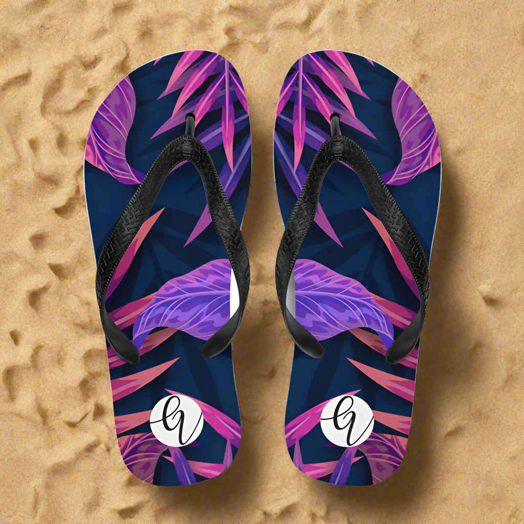 Jurassic jungle Flip-Flops