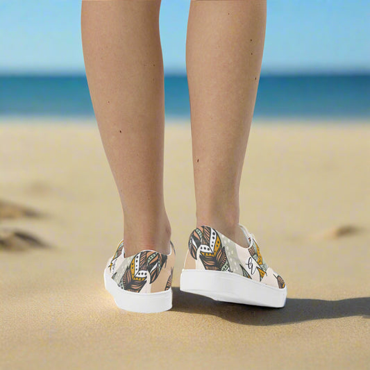 Feathers Lace-up Canvas Shoes