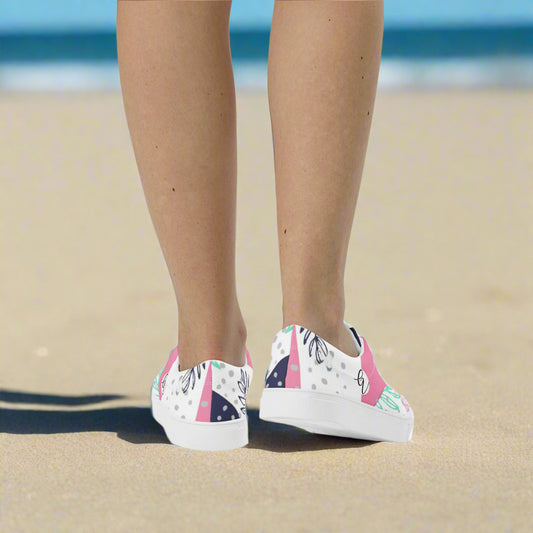 Garden Peak Lace-up Canvas Shoes