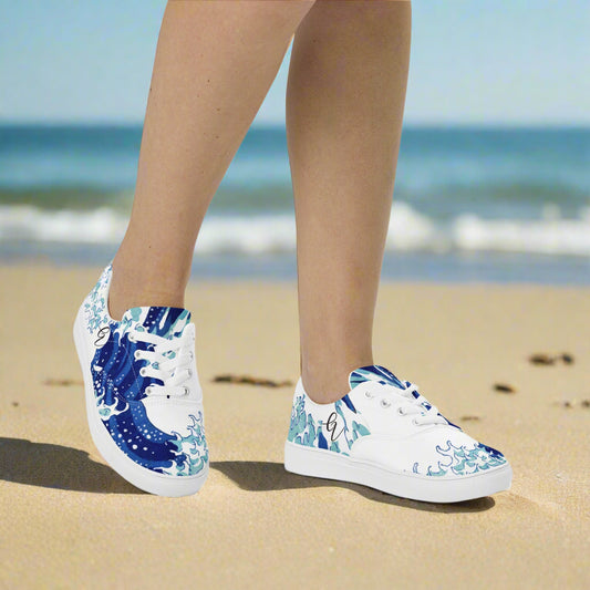 Wave Patterned Lace-up Canvas Shoes
