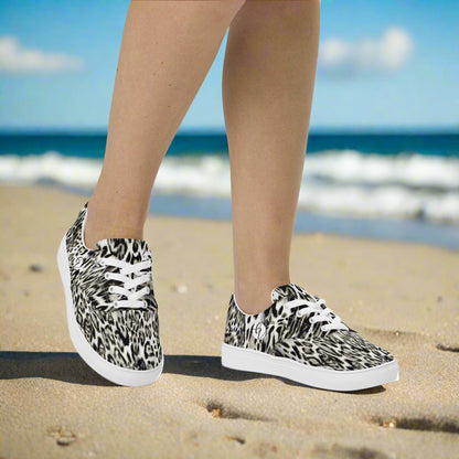 Snow Jaguar Lace-up Canvas Shoes