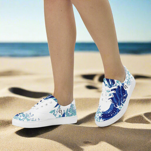 Wave Patterned Lace-up Canvas Shoes