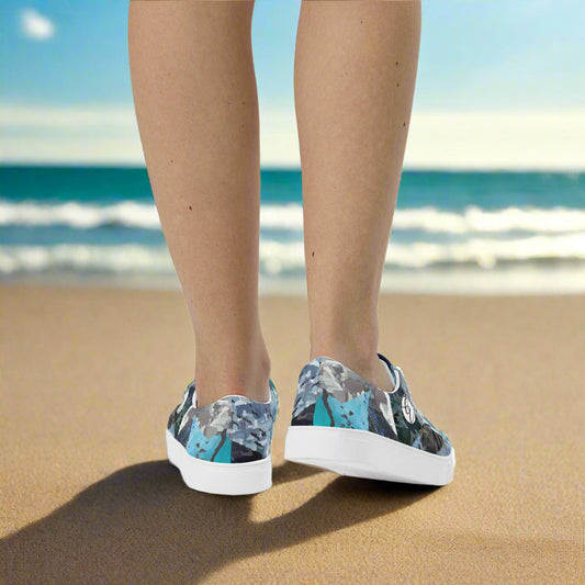 Mountain Pattern Lace-up Canvas Shoes